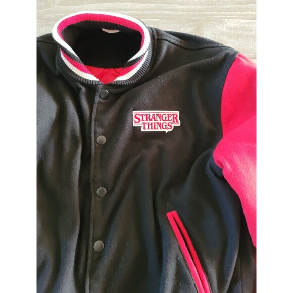 Pacsun Stranger Things Hawkins Varsity Letterman Jacket Size Medium Red Black - Picture 6 of 14